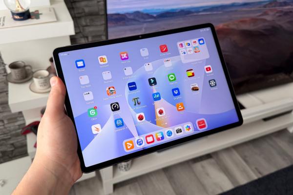 Huawei MatePad 11.5 S (2026): Conectivitate excelentă pentru şcolari şi nu numai