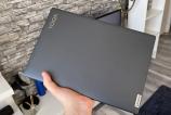 Lenovo-Yoga-Slim-7-Carbon-Foto_088.jpg