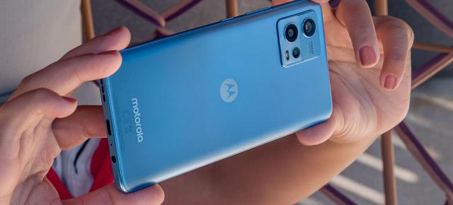 Preț și disponibilitate Motorola Moto G72 în România