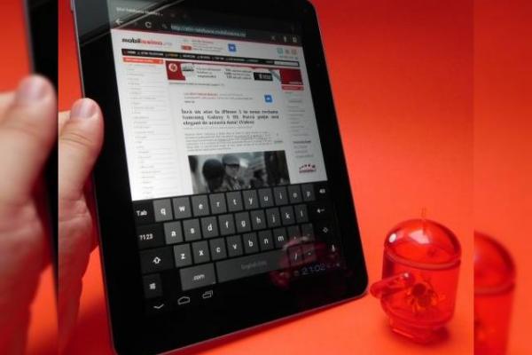 Evolio Aria versus Allview Alldro 3 Speed Duo: bătălia tabletelor dual core cu branding românesc (Video)