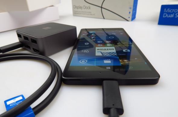 Microsoft Lumia 950 XL - Accesorii: Microsoft-Lumia-950-XL_013.JPG