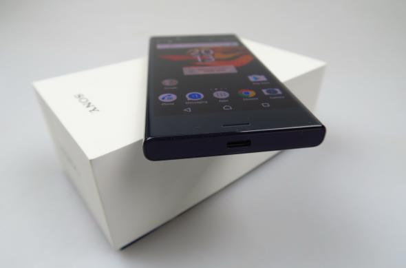 Sony Xperia X Compact - Unboxing: Sony-Xperia-X-Compact_002.JPG