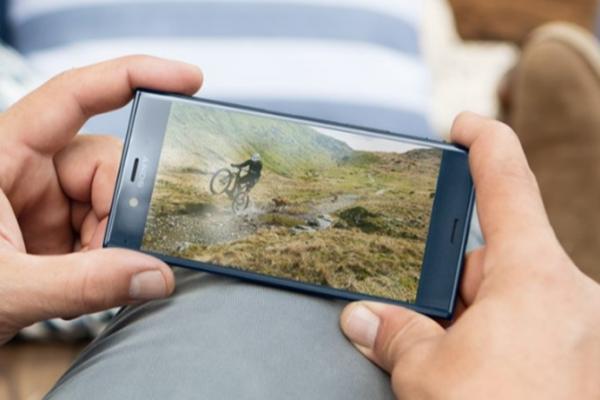 Preț și disponibilitate Sony Xperia XZ în România
