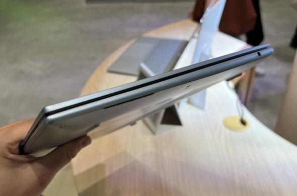 Acer Swift Air 16 - Fotografii hands-on IFA 2025: IMG_2602.jpg