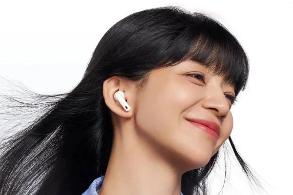 Huawei FreeBuds 7i a sosit: pereche de căşti wireless cu 35 ore autonomie, ANC de 28 decibeli