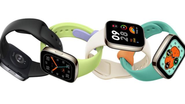 <b>Redmi Watch 3 vine în România! Smartwatch cu ecran generos AMOLED de 1.75 inch, GPS și certificare 5ATM</b>Printre numeroasele telefoane Redmi anunțate ieri în România s-a strecurat și un ceas inteligent pe numele său Redmi Watch 3. Vorbim despre debutul global și totodată local, după ce smartwatch-ul era inițial lansat pe piața din China în decembrie 