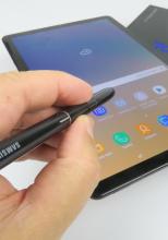 Samsung Galaxy Tab S4 Unboxing: cea mai elegantă tabletă Android, curajoasă în exprimare şi cu stylus nou (Video)