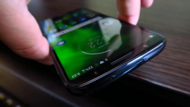 <b>Motorola Moto G6: Multimedia cu sunet prin earpiece, Dolby şi ceva strâmbături din nas</b>Cine se uită în topurile Mobilissimo.ro vânând telefoanele cele mai zgomotoase o să aibă surprize, găsind modele Moto E şi Moto G la vârf. Ca să nu mai vorbim că dacă veţi cumpăra un Moto Z şi îi puneţi un modul JBL ajungeţi la 105 dBA.