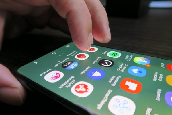 Samsung Galaxy S10e: Benchmark-uri de top 5 în universul Android