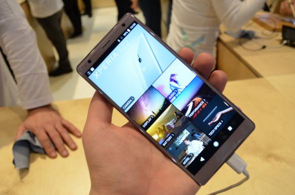 Sony Xperia XZ2 - Fotografii Hands-On de la evenimente: Sony-Xperia-XZ2_004.JPG