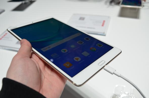 Huawei MediaPad M5 8 - Fotografii Hands-On de la evenimente: Huawe-MediaPad-M5-8_005.JPG