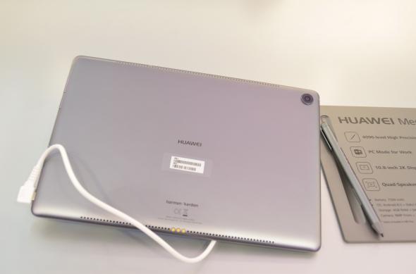 Huawei MediaPad M5 10 - Fotografii Hands-On de la evenimente: Huawei-MediaPad-M5-10-Pro_008.JPG