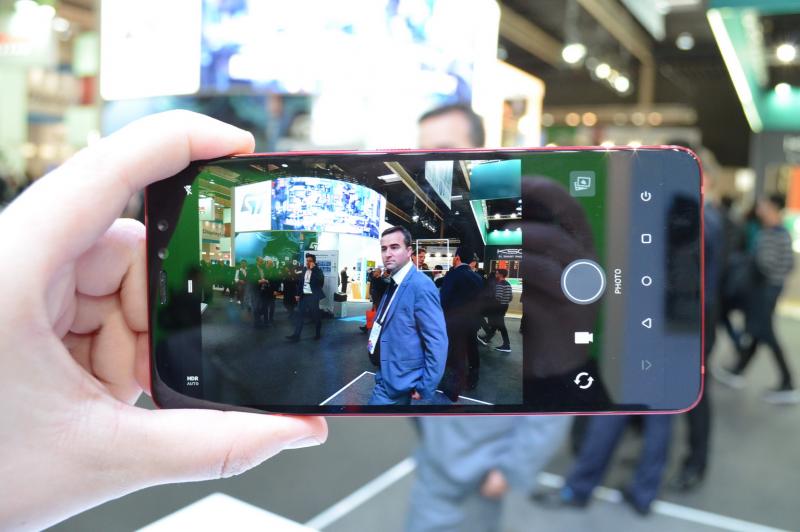 HTC U11 EYEs - Fotografii Hands-On de la evenimente: HTC-U11-EyeS_003.JPG