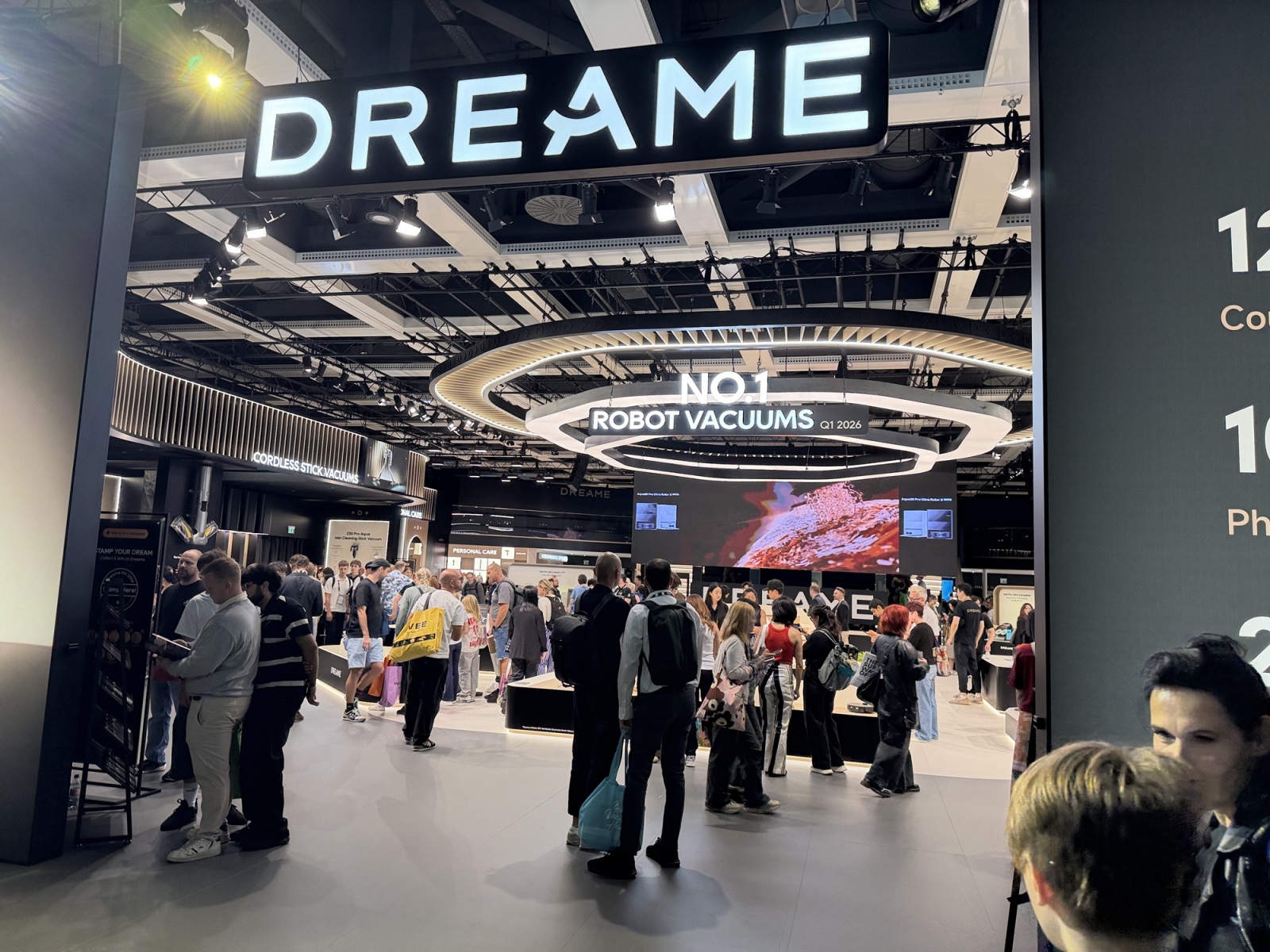 Standul Dreame la IFA 2026 (galerie)