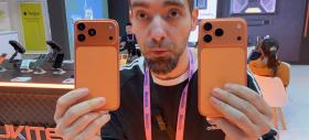 MWC 2026: Ce telefoane clonate după iPhone 17 Pro Max am văzut în Barcelona - standul Oukitel