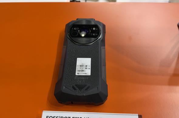 Turul standului Fossibot la MWC 2026: Photo 05.03.2026, 13 16 24.jpg