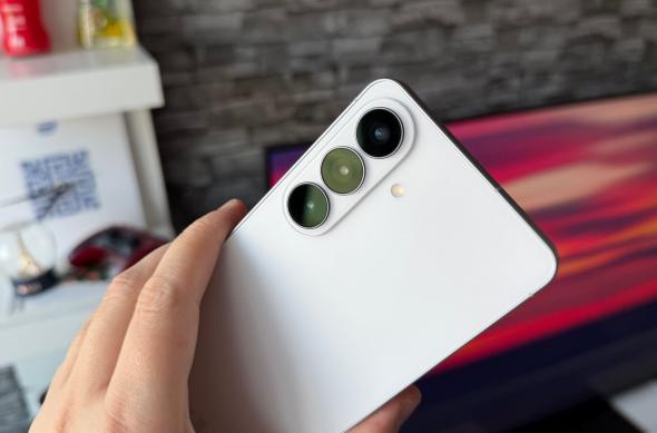 Samsung Galaxy S26+ - Fotografii design: Samsung-Galaxy-S26-Plus-Design_ (13).jpg