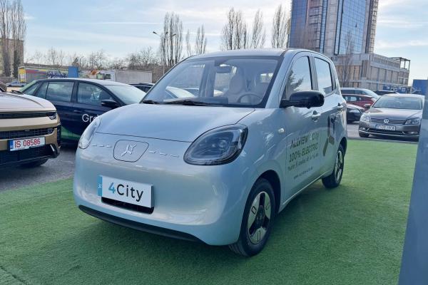 Allview lansează un nou vehicul electric de oraș: 4City pornește de la 12890 eur (fără TVA) și vine cu 4 uși, 4 locuri, până la 300 km autonomie