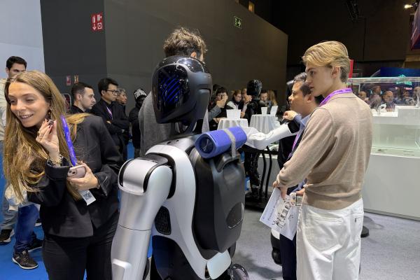 Turul standului Agibot la MWC 2026