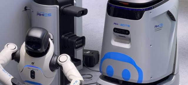 MWC 2026: Am fost foarte aproape de un robot Agibot la standul companiei