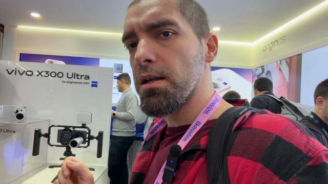 <b>MWC 2026: Am văzut Vivo X300 Ultra și prima tabletă cu ecran 4K în Barcelona (Video)</b>Vivo are o istorie curioasă pentru mine: am testat telefoane de la Vivo Republica Moldova acum 15 ani, apoi au venit în România și am mers cu ei în Berlin, la lansarea lui X80 Pro. Apoi s-au retras în România, dar încă operează în Ungaria. La MWC 2026