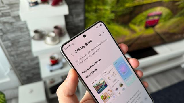 <b>Samsung Galaxy S26: Hardware ce împinge Exynos 2600 în față, boost de mAh pentru baterie</b>Pe partea hardware Samsung pulsează cu Exynos 2600 pe Galaxy S26, primul procesor pe 2nm folosit în zona smartphone și o schimbare de strategie după ce anul trecut S25 sosea cu Snapdragon global. Nu și acum când se mizează 