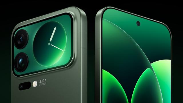 <b>Xiaomi 18 Pro Max va avea muchii și mai înguste ale ecranului; Ce dotări ne rezervă?</b>Deși suntem abia în martie, zvonurile asociate telefoanelor ce vor debuta prin toamnă sunt în floare și astăzi discutăm despre Xiaomi 18 Pro Max. Am aflat anterior că acest flagship va aduce două camere de 200 mpx și că varianta