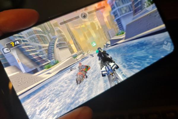 Oppo Reno5 5G: Benchmark-uri tipice unui telefon performant cu CPU Snapdragon 765G