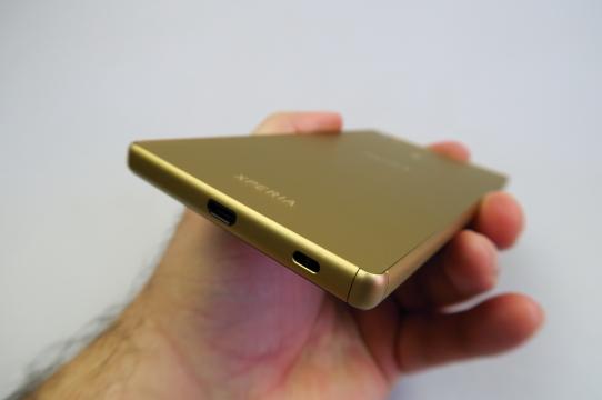 Sony Xperia Z5 - Galerie foto Mobilissimo.ro: Sony-Xperia-Z5_089.JPG