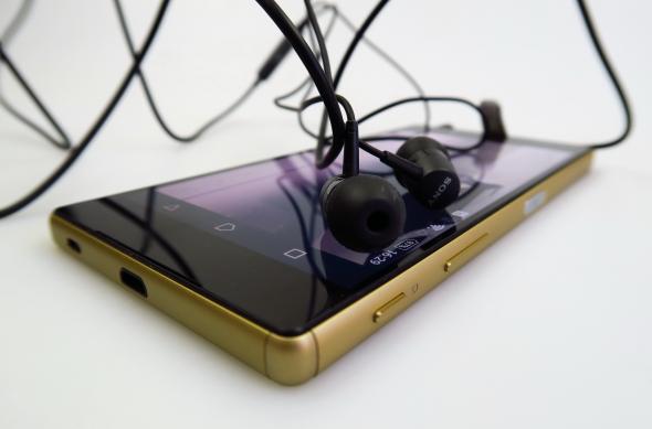 Sony Xperia Z5 - Galerie foto Mobilissimo.ro: Sony-Xperia-Z5_063.JPG