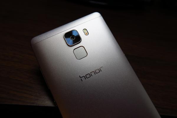 Huawei Honor 7 - Fotografii Hands-On