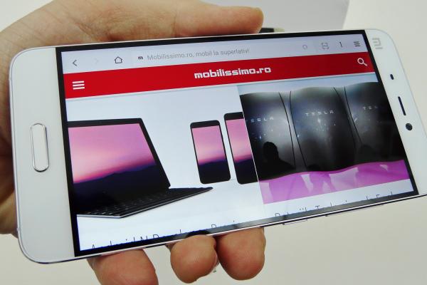 Xiaomi Mi 5 unboxing: se anunţă un Galaxy S7 killer! (Video)