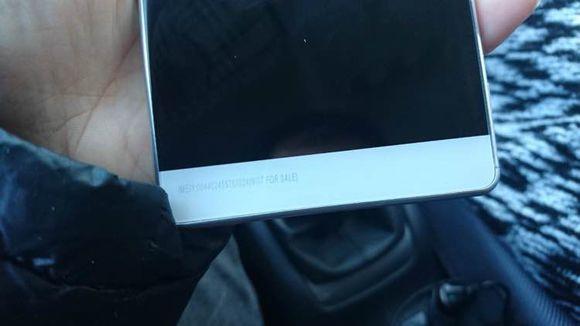 Sony Xperia C6 Ultra - Fotografii hands-on: Xperia-C6_4.jpg