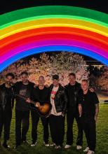 Tim Cook a avut petrecerea de rămas-bun la Apple Park; OneRepublic a cântat înaintea schimbării de CEO