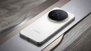 vivo X500, X500 Pro și X500 Pro Max sosesc în septembrie; Filmare 4K la 240 FPS și camere ZEISS îmbunătățite