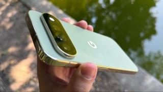 Pixel 11 Pro XL în DxOMark: locul 5 - culori naturale, Portret plăcut, dar ultrawide "subţire" 