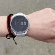 Prezentare Garmin Forerunner 170 Music: Smartwatch pentru alergători cu ecran AMOLED, Garmin Pay, muzică offline și funcții avansate de antrenament