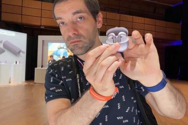 Xiaomi Buds 6 Video hands-on: Căști semi in-ear cu sunet Harman, ANC, chiar și suport Apple Find My