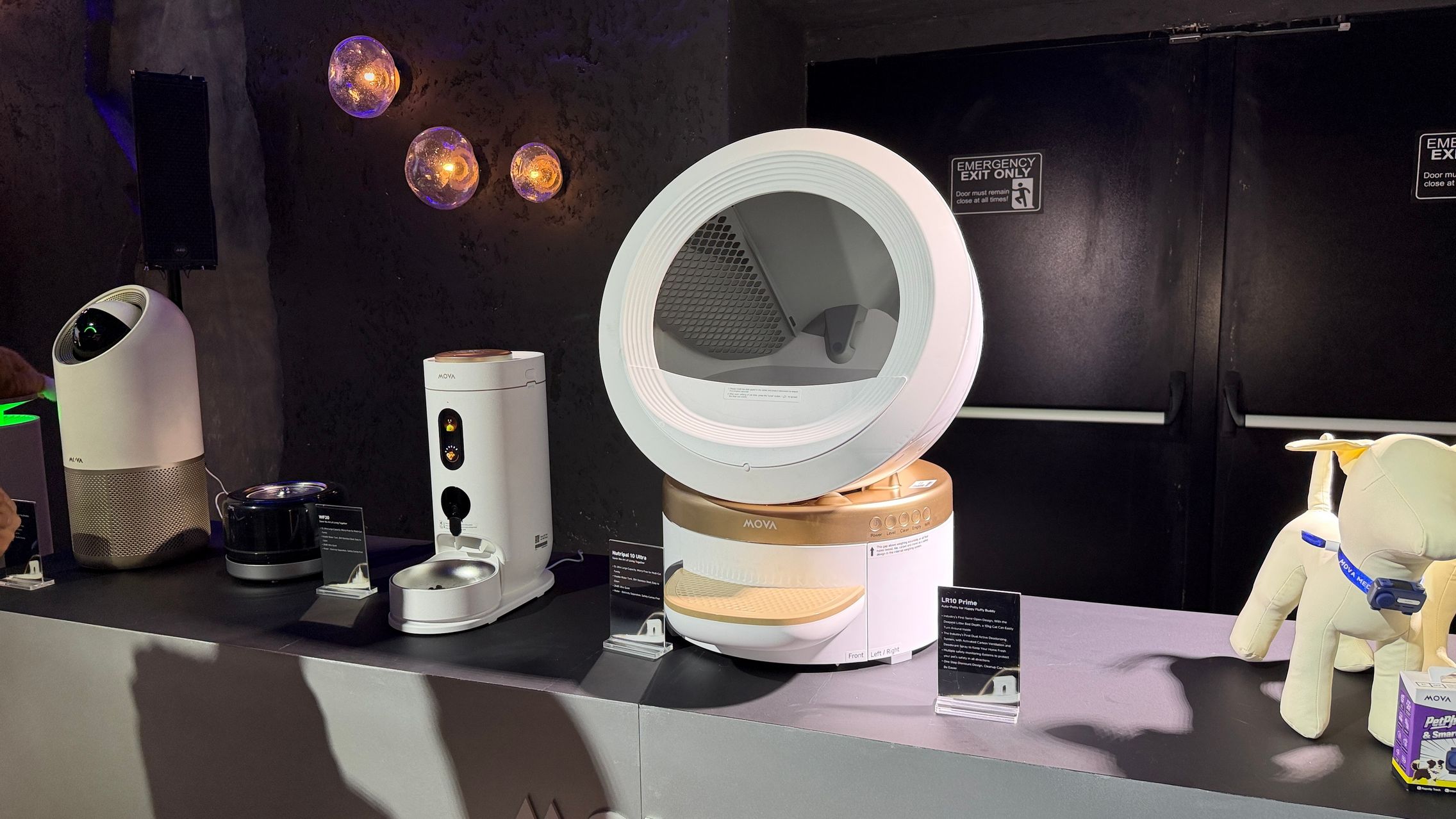 MOVA - Gadgets pet (galerie)