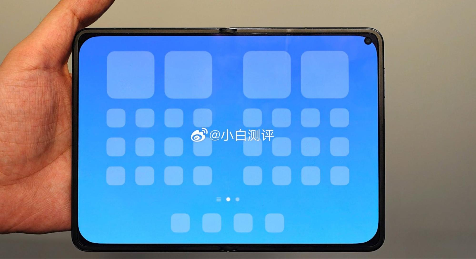 Xiaomi are un telefon pliabil foarte lat, ca iPhone Ultra, gata de lansare și tocmai apar dovezi despre el
