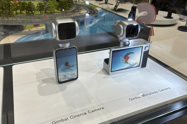 HONOR Robot Phone, dar fără telefon? Dreame experimentează cu o cameră mirrorless pe gimbal