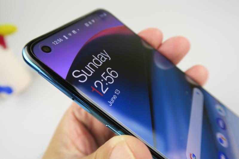 OnePlus Nord CE 5G - Galerie foto Mobilissimo.ro: OnePlus-Nord-CE-5G_017.JPG