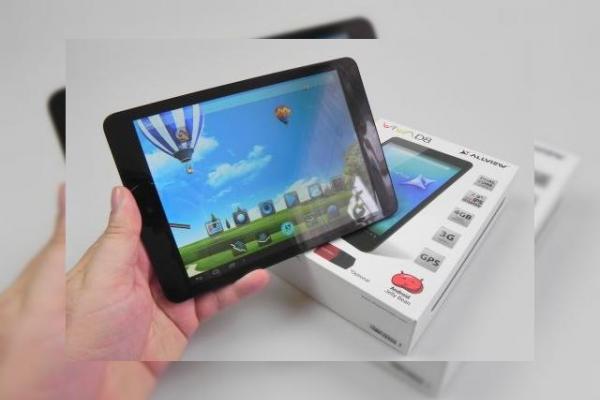Allview Viva D8 unboxing + concurs: tabletă arătoasă 3G cu ecran de 7.9 inch (Video)