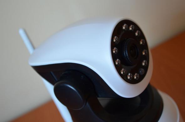 Cameră video supraveghere IP WIRELESS VSTARCAM C7824WIP - Fotografii: DSC_0015.jpg