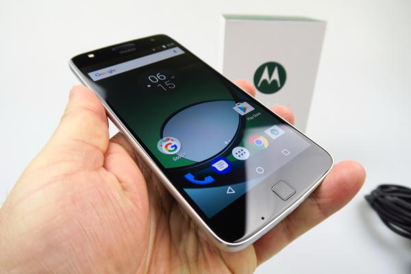 Motorola Moto Z Play - Unboxing