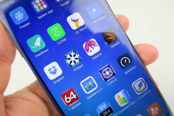 Bluboo S8: Benchmark-uri ultra modeste, supraîncălzire neplăcută