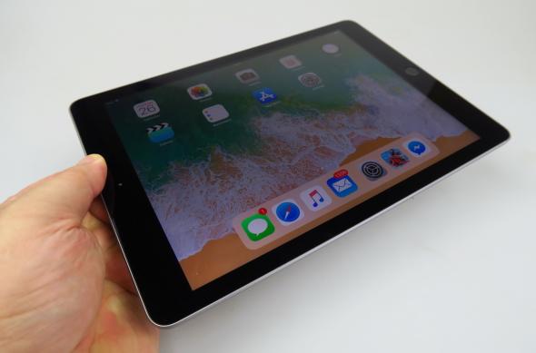 Apple iPad 9.7 (2018): Apple-iPad-97-2018_011.JPG
