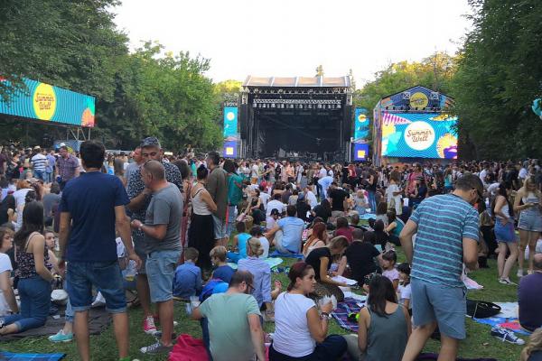 Cum a fost la Summer Well 2018: lineup mai modest, mâncare mai bună, semnal puţin şi multe de făcut