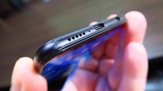 <b>Huawei P20 Lite: Multimedia doar acceptabilă, fără recorduri</b>Huawei P20 Lite vine cu suport Bluetooth Dual, aşa că puteţi conecta două headset-uri Bluetooth la el fără probleme. Nu avem vreun egalizator la prima vedere în playerul muzical, dar dacă ne uităm cu atenţie în Setări găsim zona Huawei Histen cu funcţii..