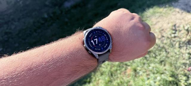 Prezentare Garmin Fenix 9 (47mm): Aproape tot ce oferă modelul Pro, dar fără conectivitate inReach